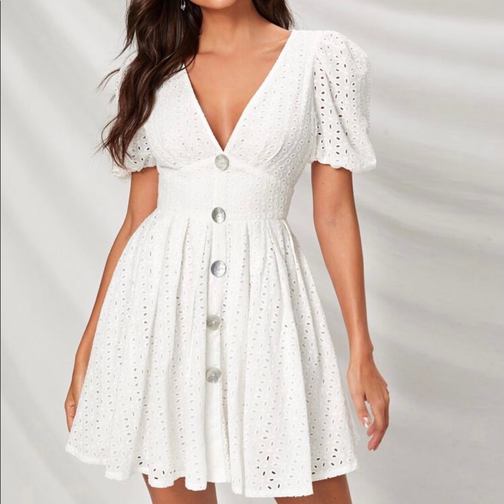 White Eyelet Puffy Sleeved Dress